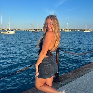 Meet your Posher, Mary rose